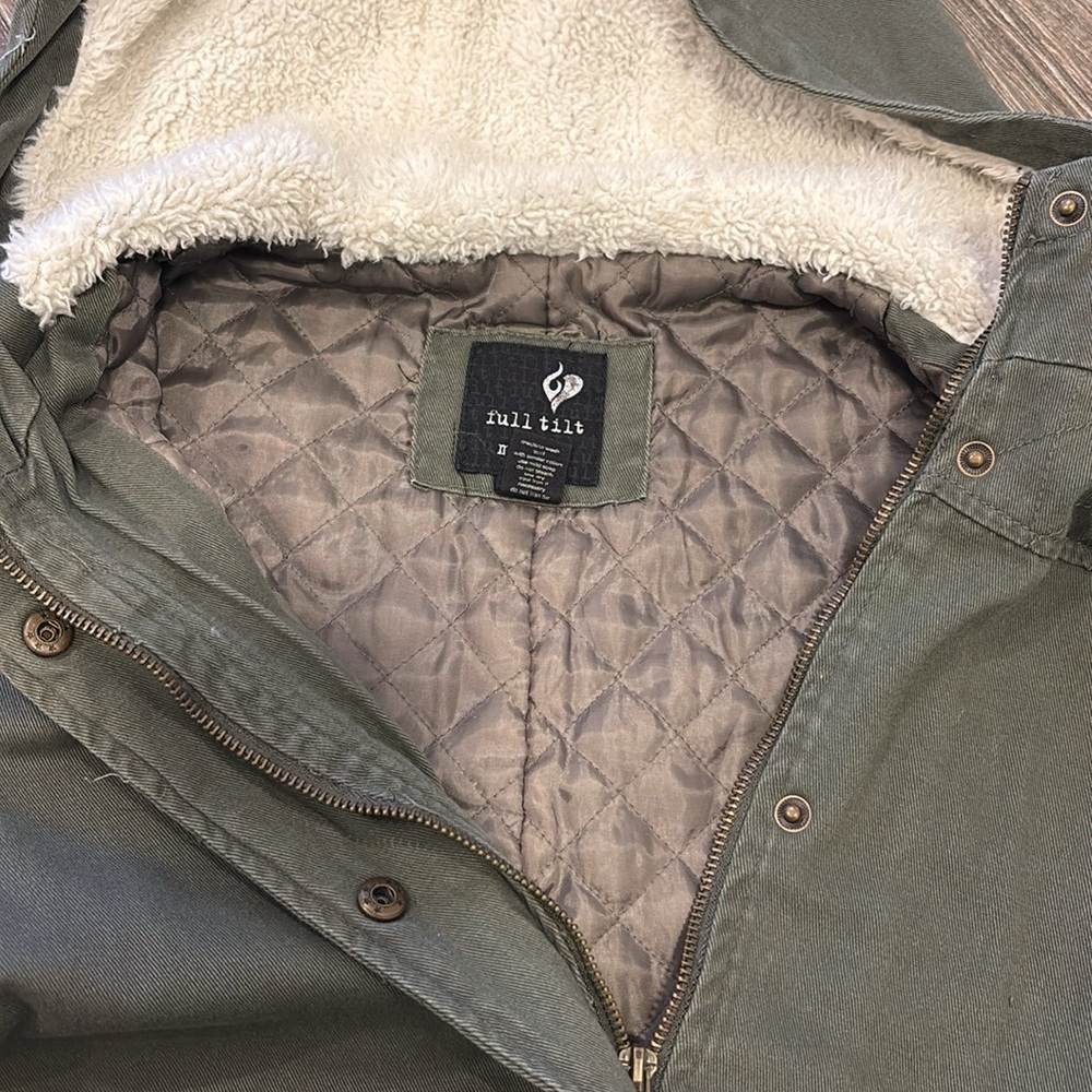 Army green hooded coat